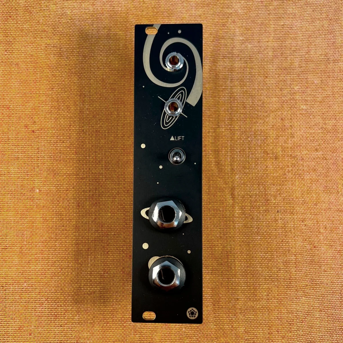 Meng Qi: Pe2