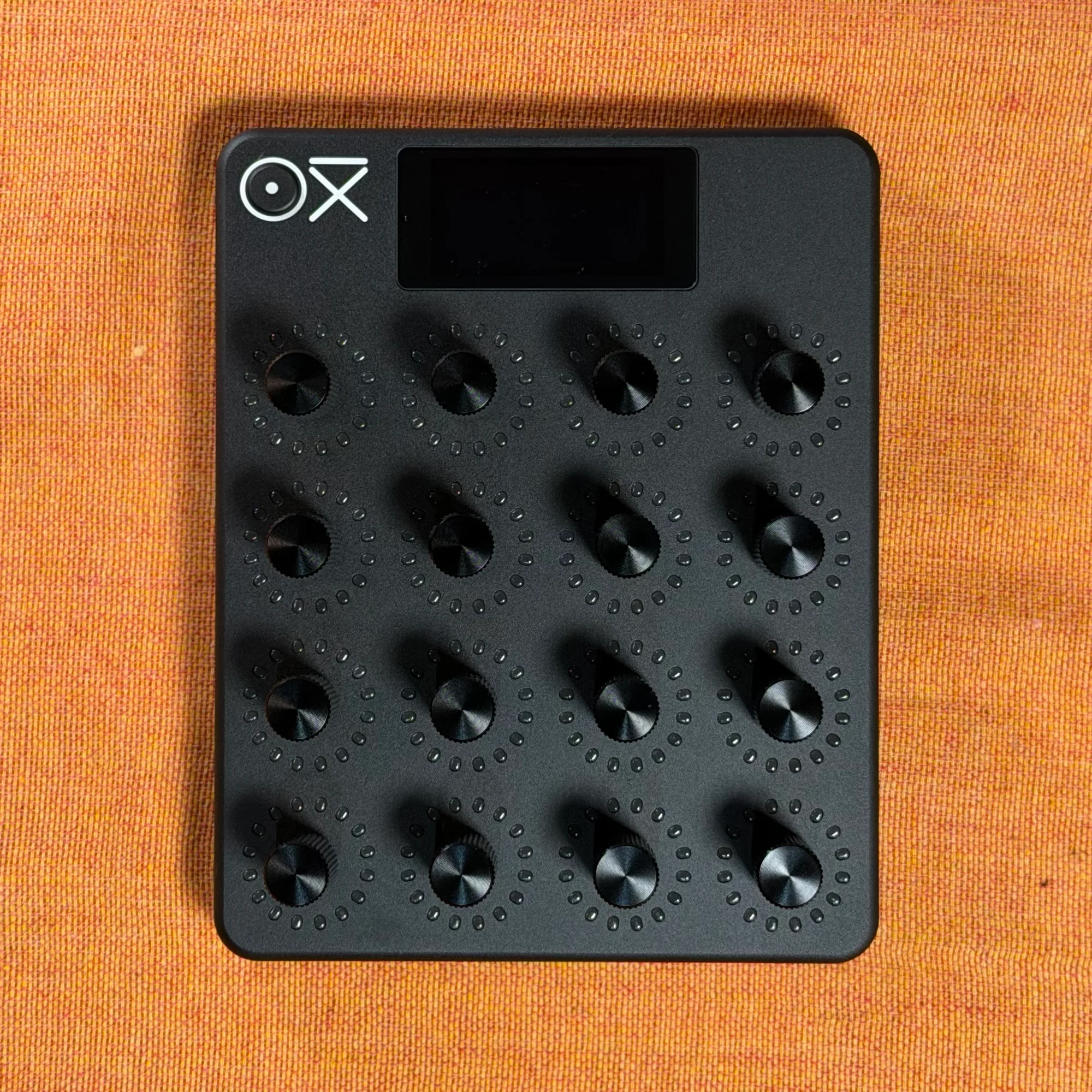 OXI E16